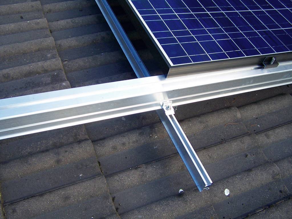 Quermontage Solarmodul Abrutschsicherung für unser Schienen-System 